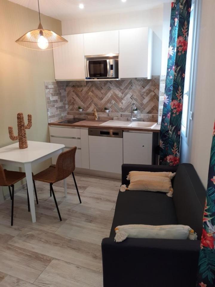 Le Studio D'Auguste- Coeur De Nimes-Chaleureux-Emplacement Ideal Zewnętrze zdjęcie