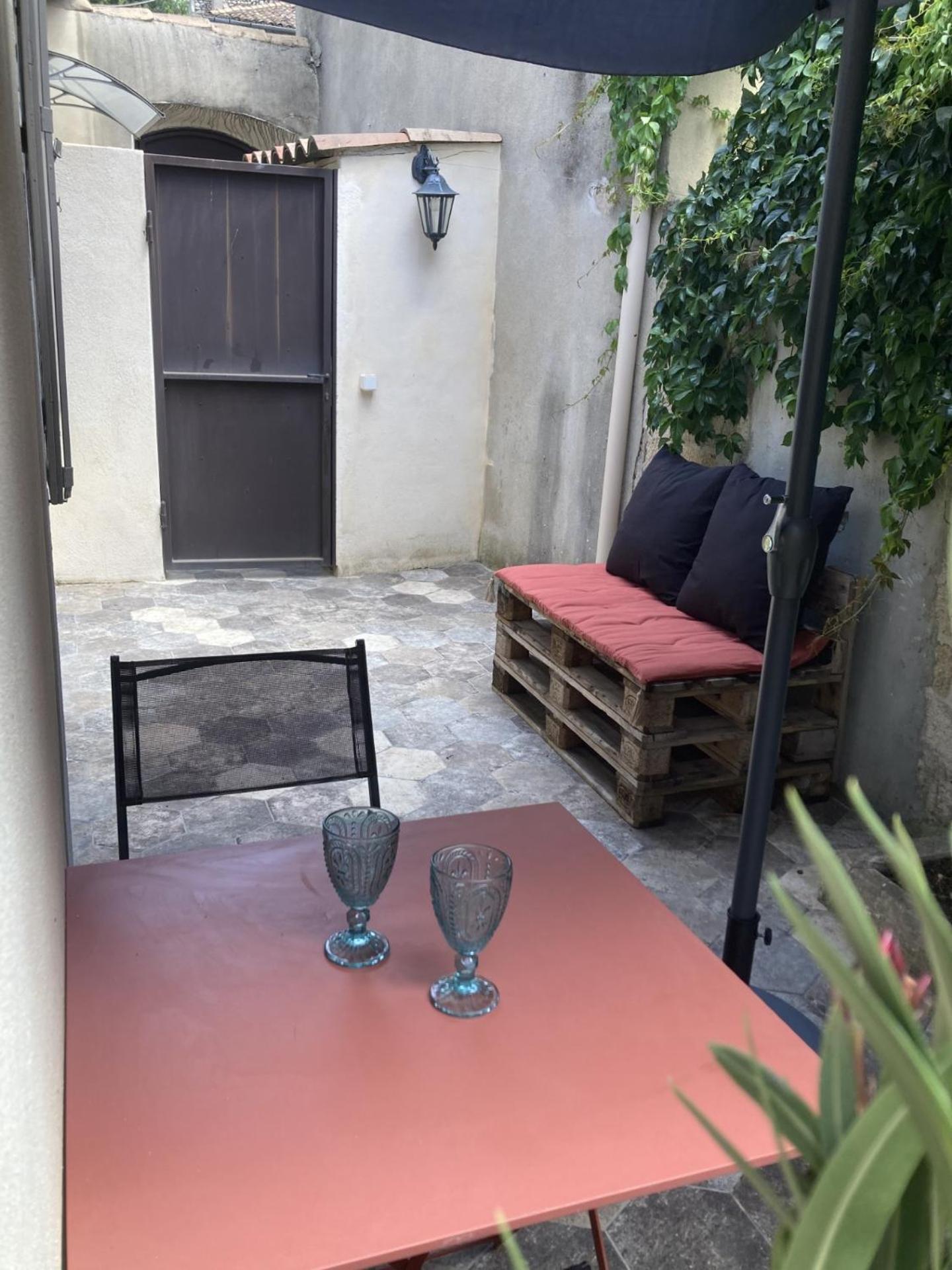 Le Studio D'Auguste- Coeur De Nimes-Chaleureux-Emplacement Ideal Zewnętrze zdjęcie